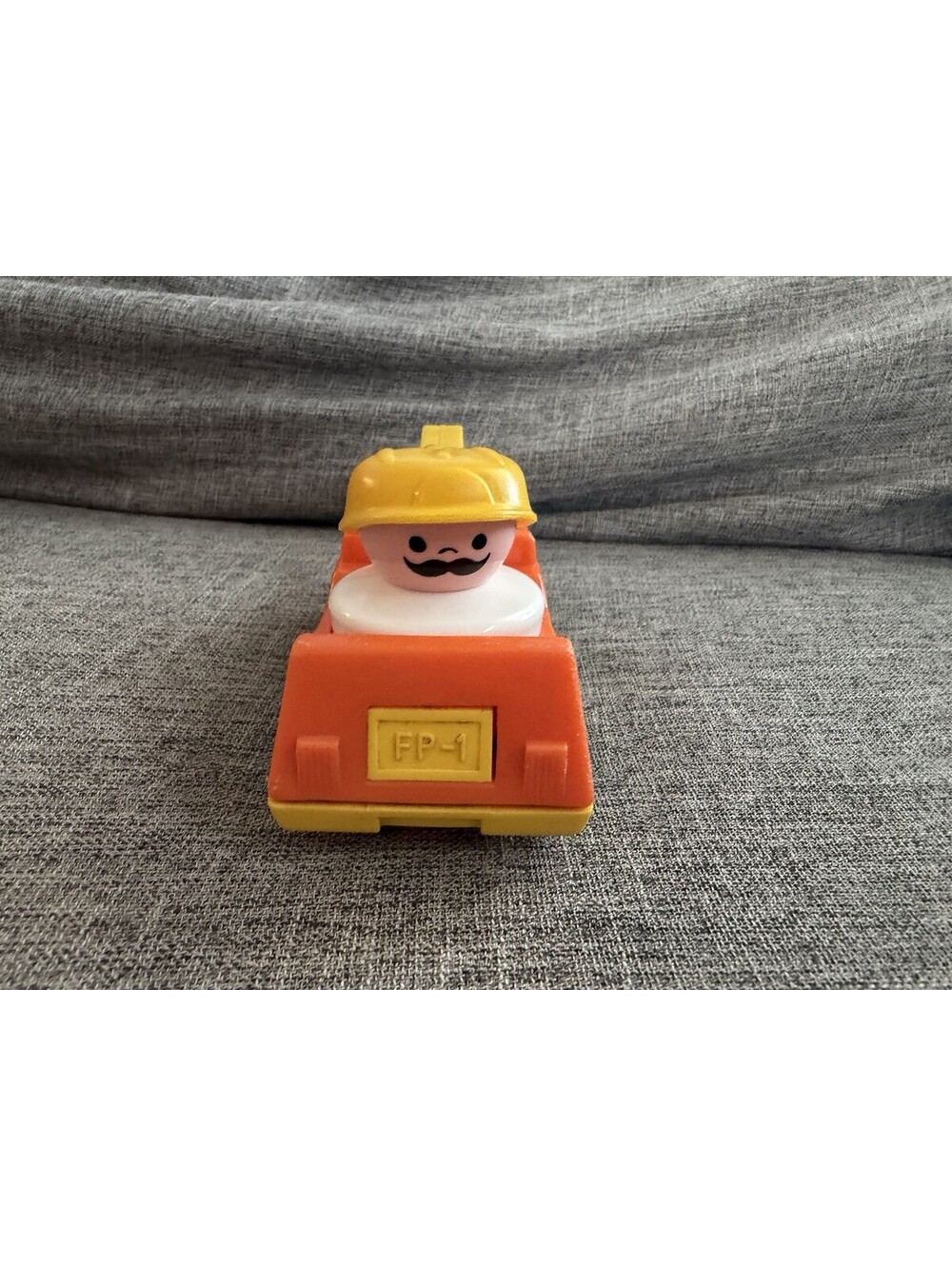 Fisher Price Little People Chunky Construction Worker & Tow Truck Vintage 1990